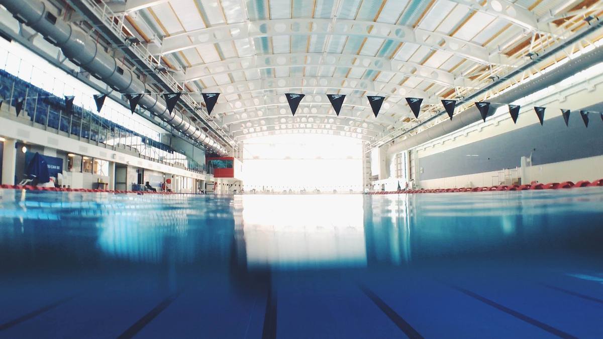 Camping en Alsace hors saison : piscine couverte, atout ou déception ?